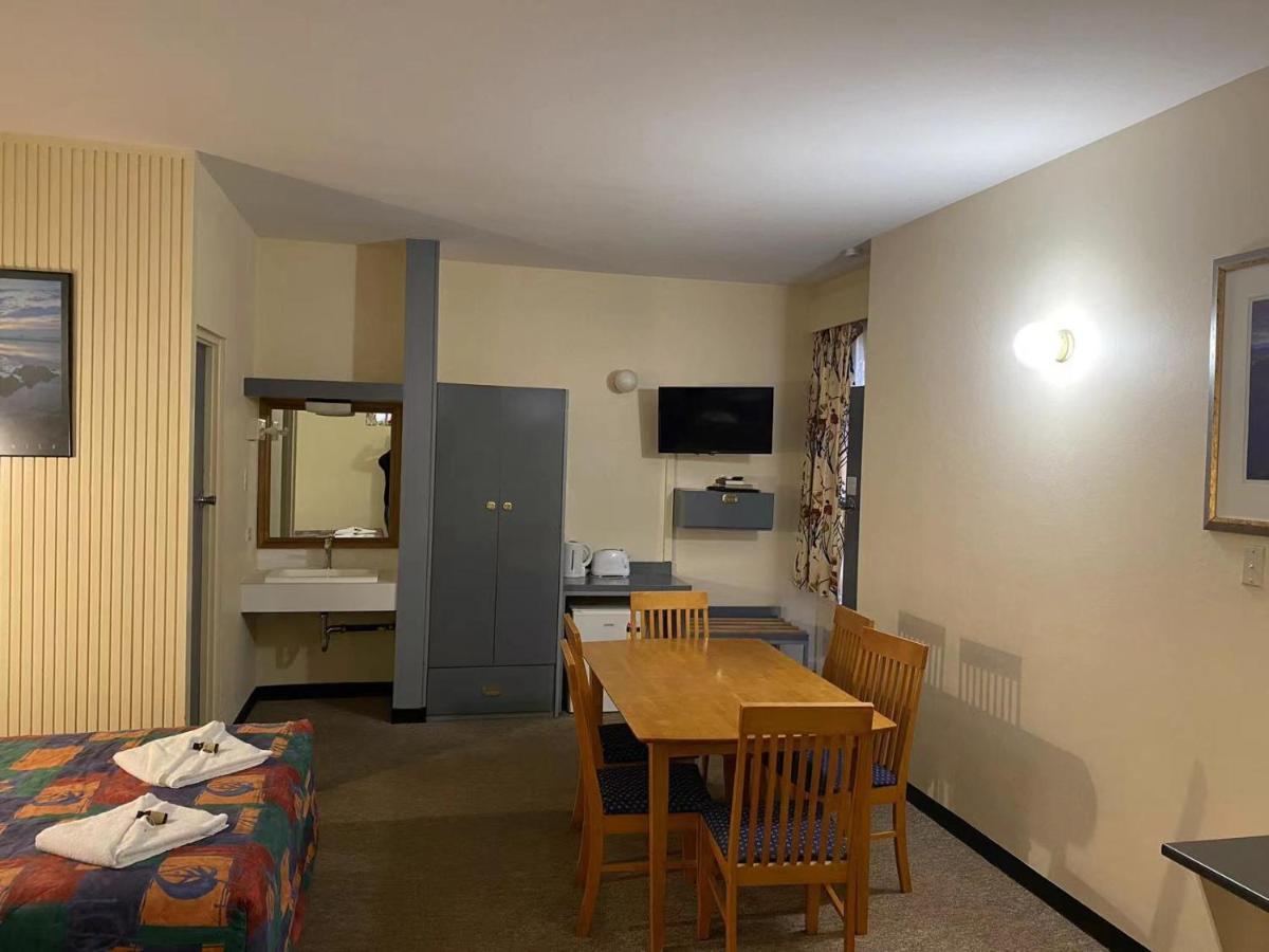 Gateway Motor Inn Narrandera Eksteriør billede
