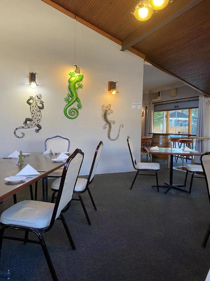 Gateway Motor Inn Narrandera Eksteriør billede