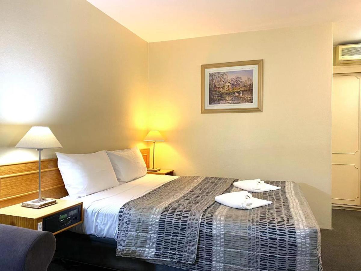 Gateway Motor Inn Narrandera Eksteriør billede